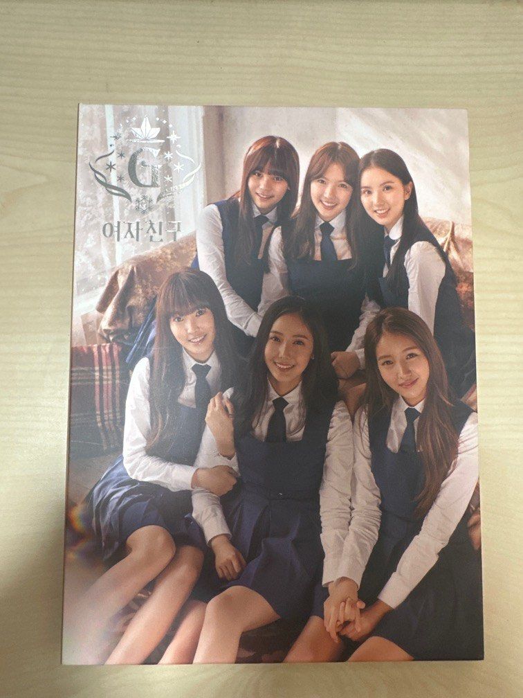 Gfriend snowflake, 興趣及遊戲, 收藏品及紀念品, 韓流- Carousell