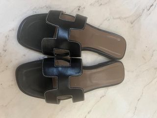 H oran sandal sz 40 black