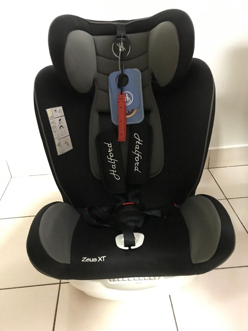 Halford Zeus XT Car Seat, Babies & Kids, Going Out, Car Seats on Carousell