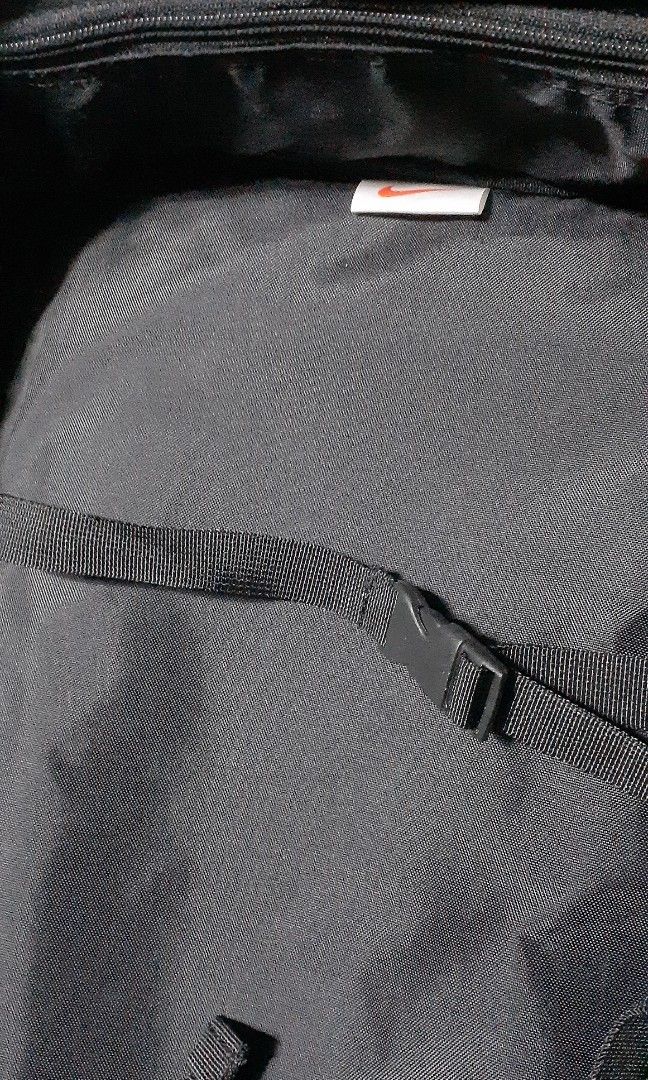 carry on luggage nike