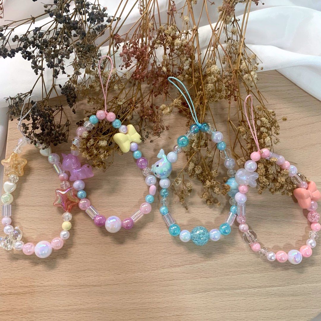 Handmade chunky beads whale heart stars charms keychain phone
