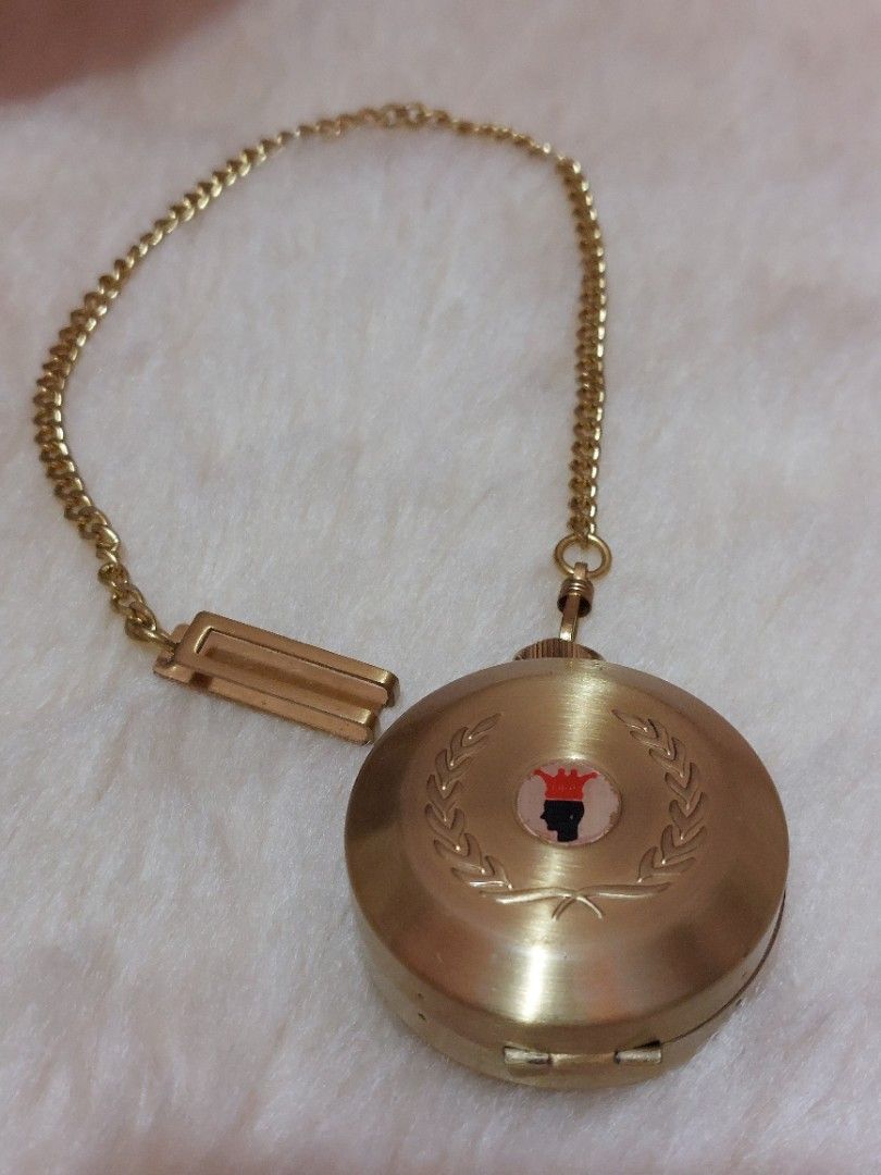 Hearing Aid Keeper (Category: Ear Care) located in Muntinlupa City. Submitted by sakurambo_des (Listing ID 1253677509, Image 1). Description: Japan Accessories Hearing Aid Keeper Compact cushion foam inside with goldtone chain charm in very good condition 380 only.