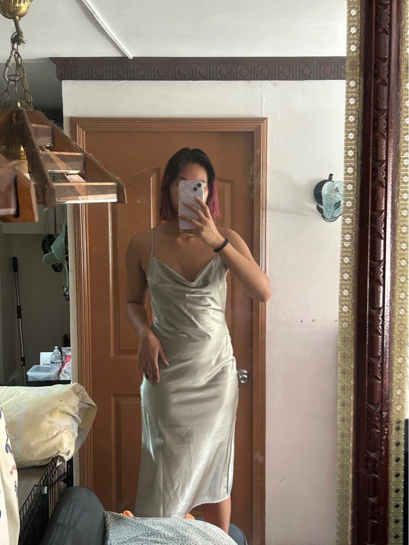 H&m sage store green dress