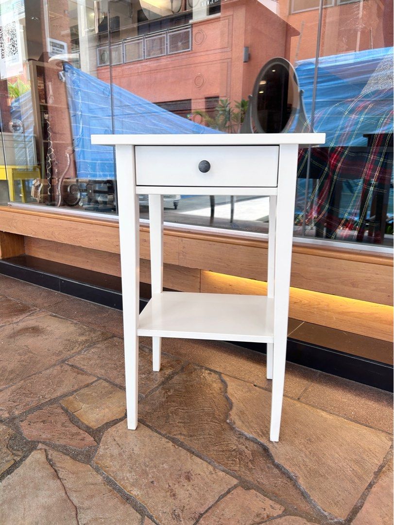 Ikea hemnes top side table white