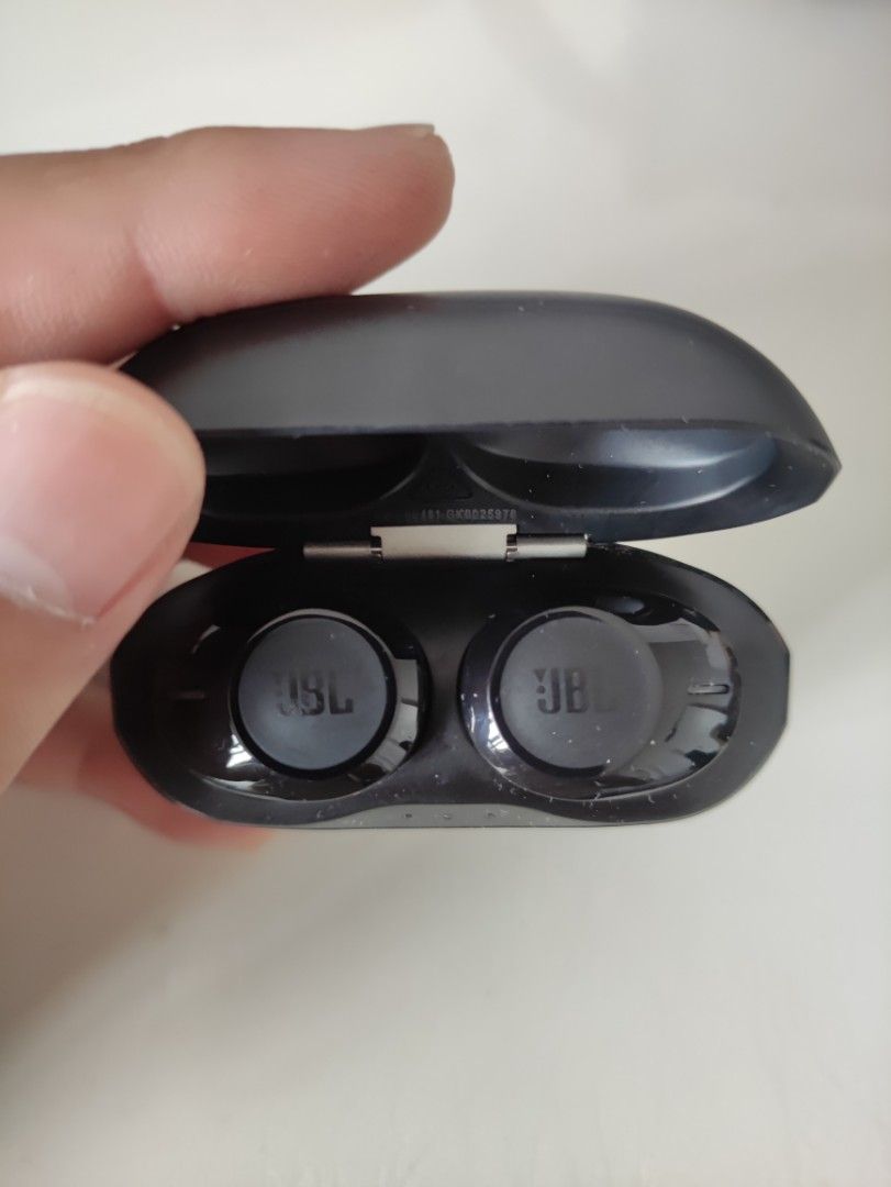 Jbl Tune 125 Tws Verbindet Nicht JBL Tune 125 TWS, Audio, Earphones on Carousell