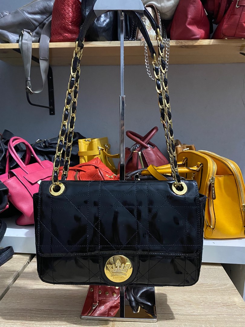Jestina slingbag, Barang Mewah, Tas & Dompet di Carousell