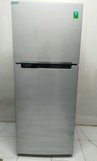 Kulkas samsung inverter 322 liter