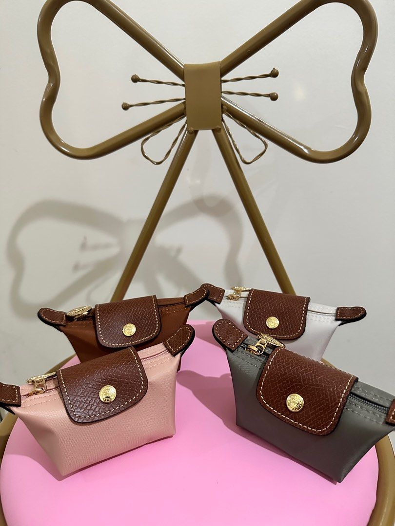 Longchamp coin purse (Category: Luxury Bags & Wallets) located in Taguig. Submitted by lux.mariah (Listing ID 1253673083, Image 1). Description: with dustbag mini coin purse all colors available same day delivery or j&t.