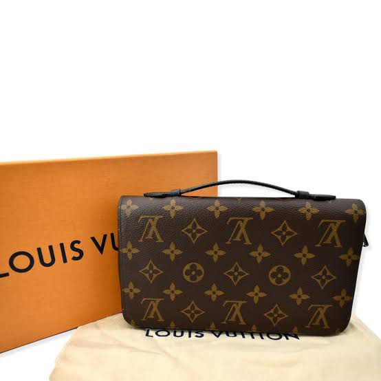 Louis Vuitton Zippy XL Wallet Monogram, Luxury, Bags & Wallets on Carousell