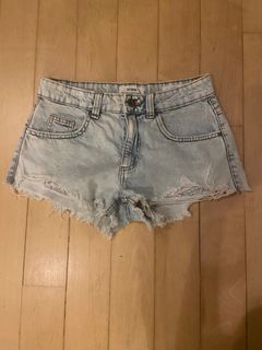 (Category: ) located in . Submitted by merina73 (Listing ID 1253666427, Image 1). Description: .