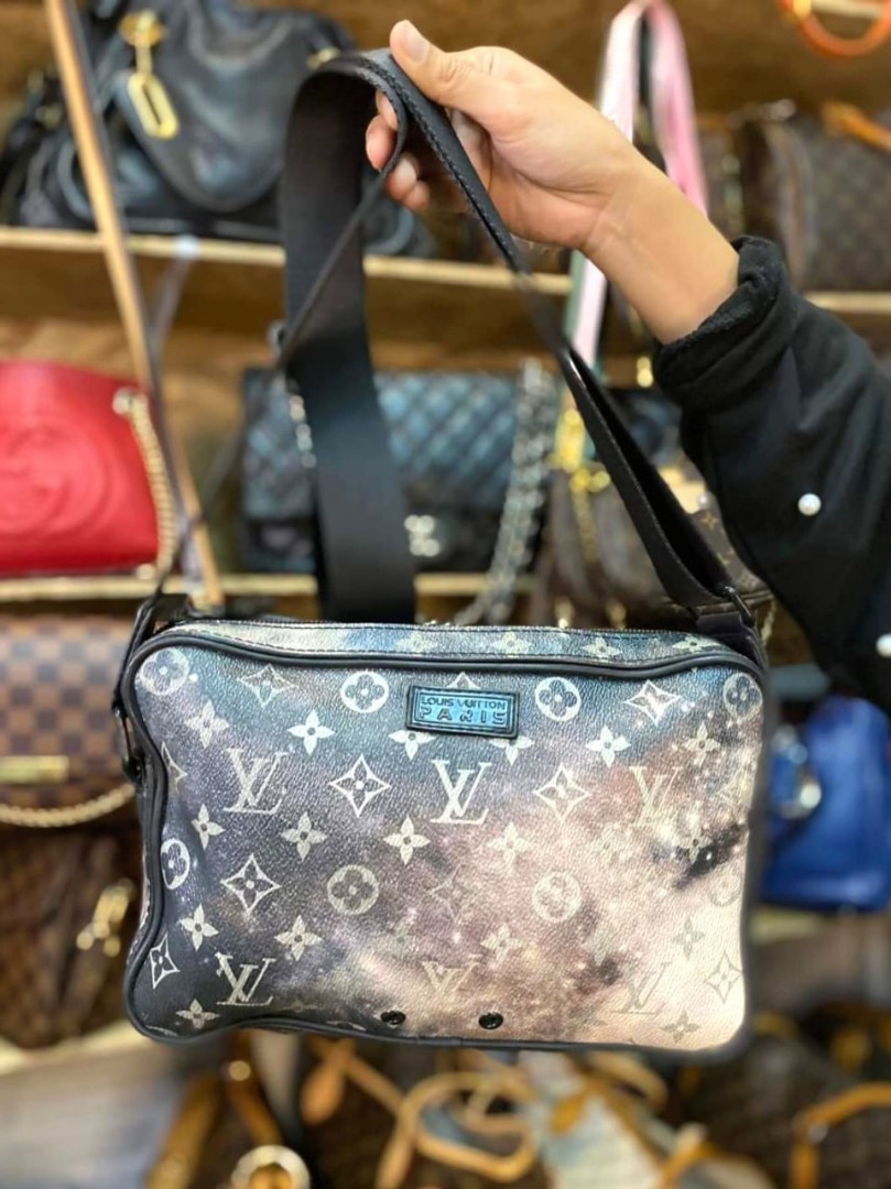 LV ALPHA GALAXY MESSENGER CROSSBODY BAG, Luxury, Bags & Wallets on Carousell