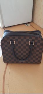 LV Damier Ebene Triana authentic