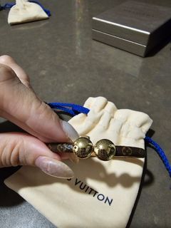 LOUIS VUITTON LV Clic It Bracelet Rose Leather & Metal. Size 17