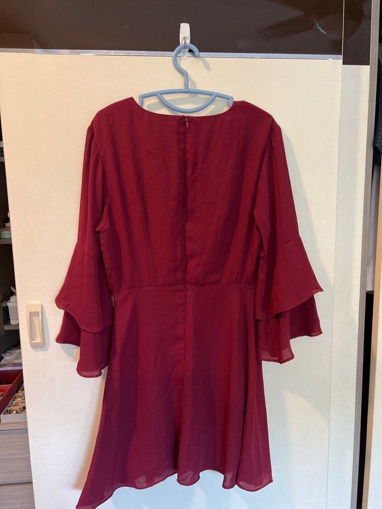 Maroon Zalora Retro style Mini Dress Women s Fashion Dresses Sets Dresses on Carousell