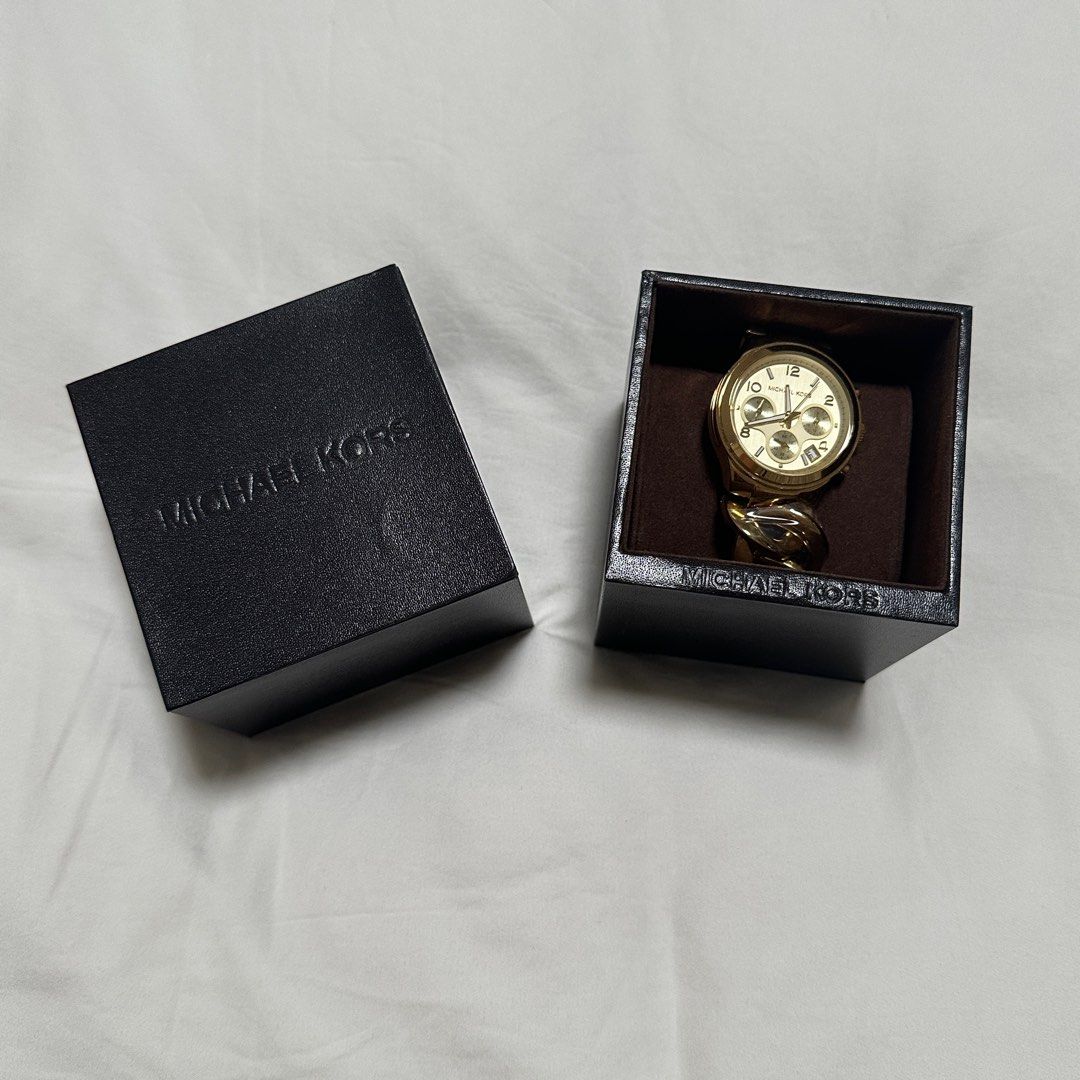 Michael Kors Gold Watch VX3J