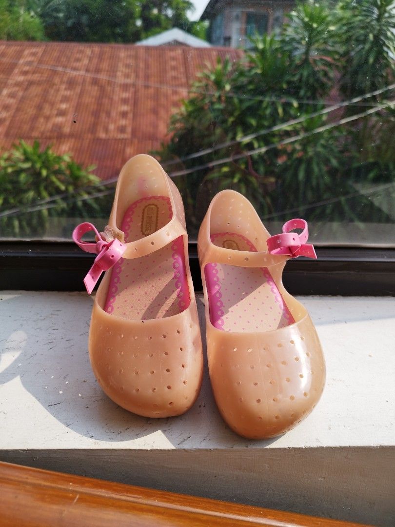 Mini melissa size clearance 11 sale