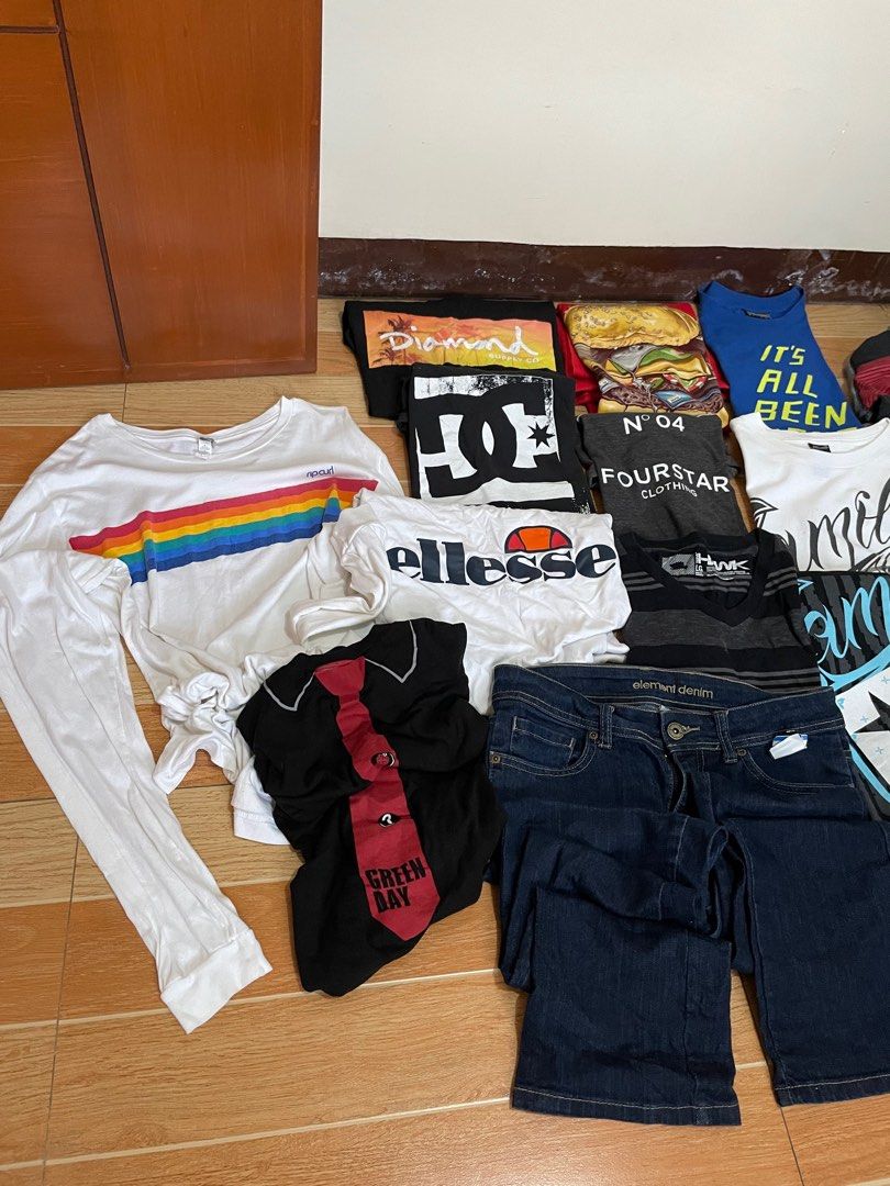Mix Items (Category: Activewear) located in Baliuag. Submitted by jancruz13 (Listing ID 1253621950, Image 2). Description: Diamond Size Large Dimention: 21 x 28 Excellent Condition Price: 300 Free Shipping Issue: Cracked Print Tony Hawk Size Large Dimention: 21 x 28 Good Condition Price: 300 Free Shipping 1 Pc Neff 5 Panel Cap Brandnew 1,000 Free Shipping Four Star Size Small Dimention: 17 1/2 x 27 Good Condition Price: 250 Free Shiping Fox Black