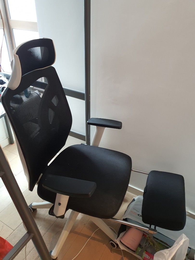 Moving chair olx store