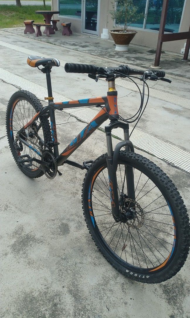 Calibre crag on sale mountain bike review