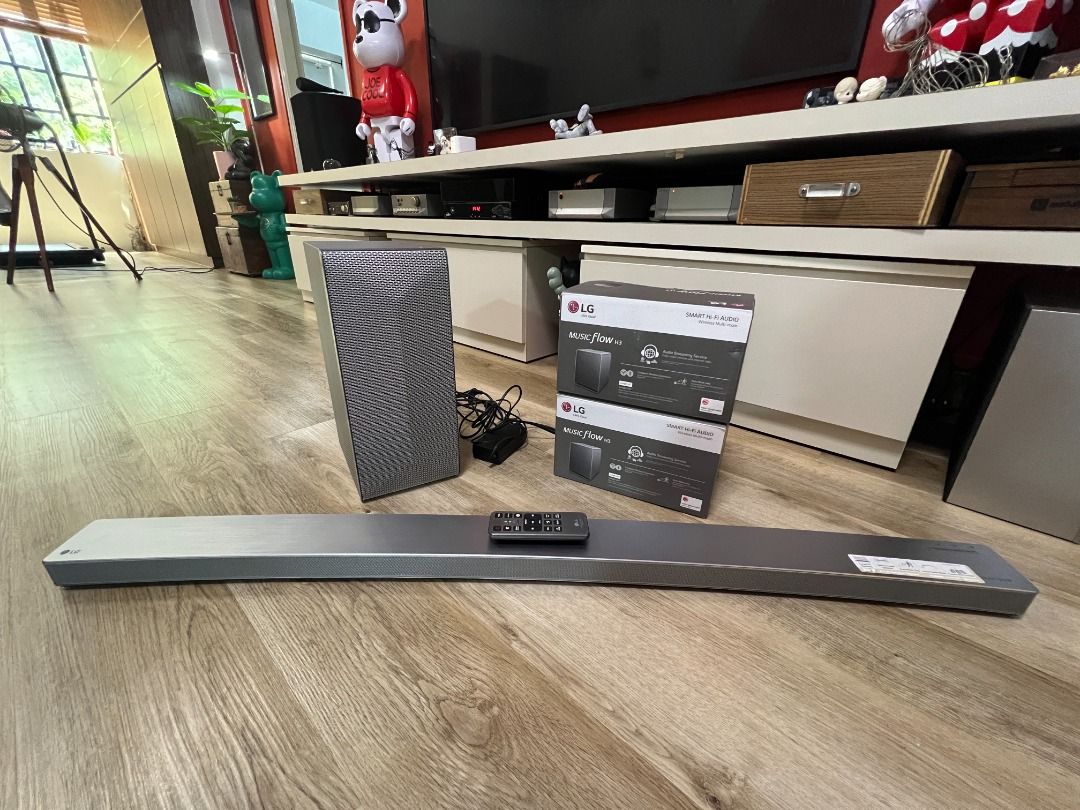 MUSIC flow HS8 LAS855M Curved Soundbar MusicFlow with 2 X FREE BT H3 speakers