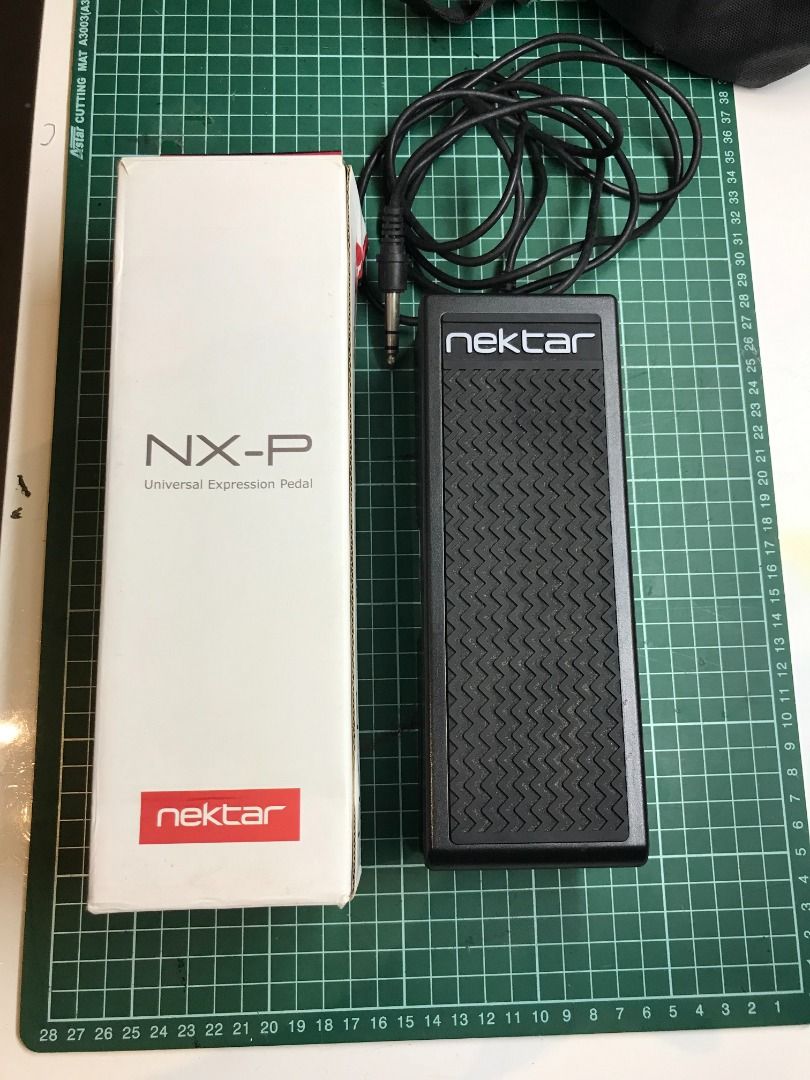 Nektar NXP Universal Expression Pedal, Hobbies & Toys, Music & Media, Musical Instruments on