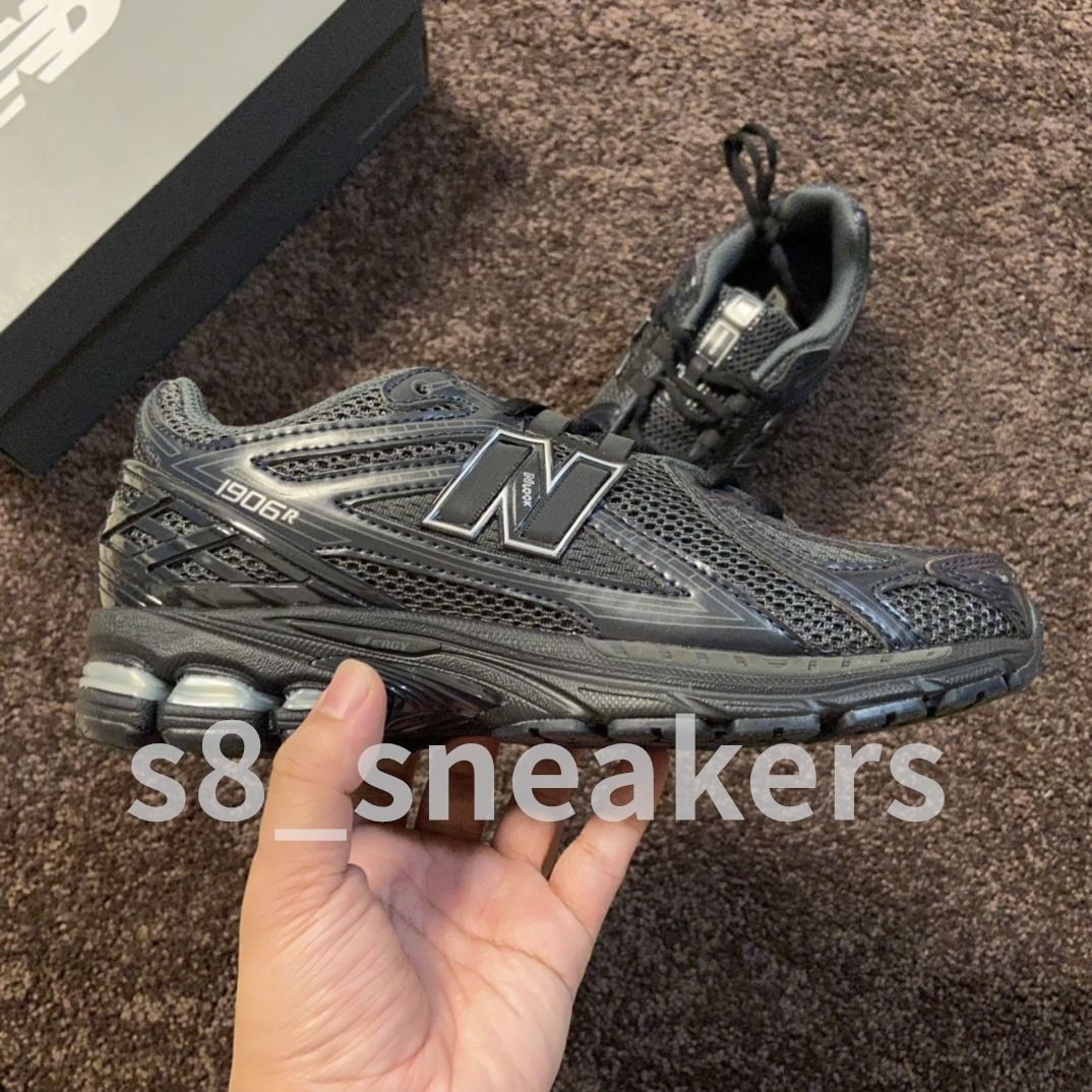 New Balance 1906R - Black Metallic Silver, 男裝, 鞋, 波鞋- Carousell