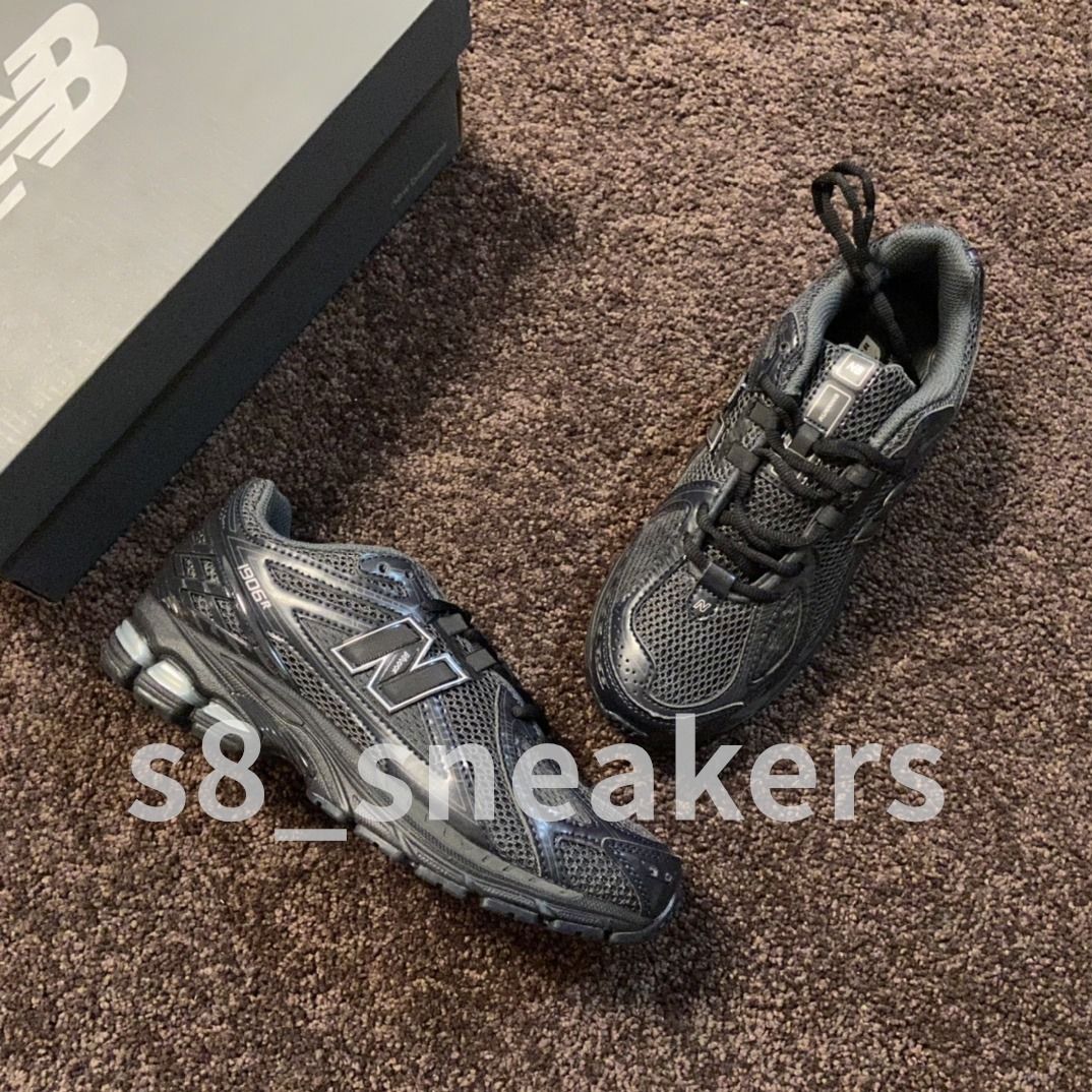 New Balance 1906R - Black Metallic Silver, 男裝, 鞋, 波鞋- Carousell