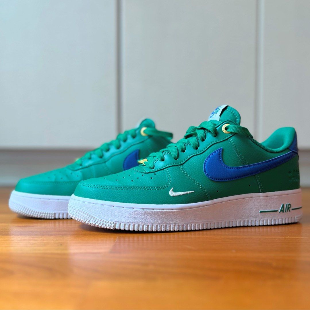 Nike air force 1 shop green logo