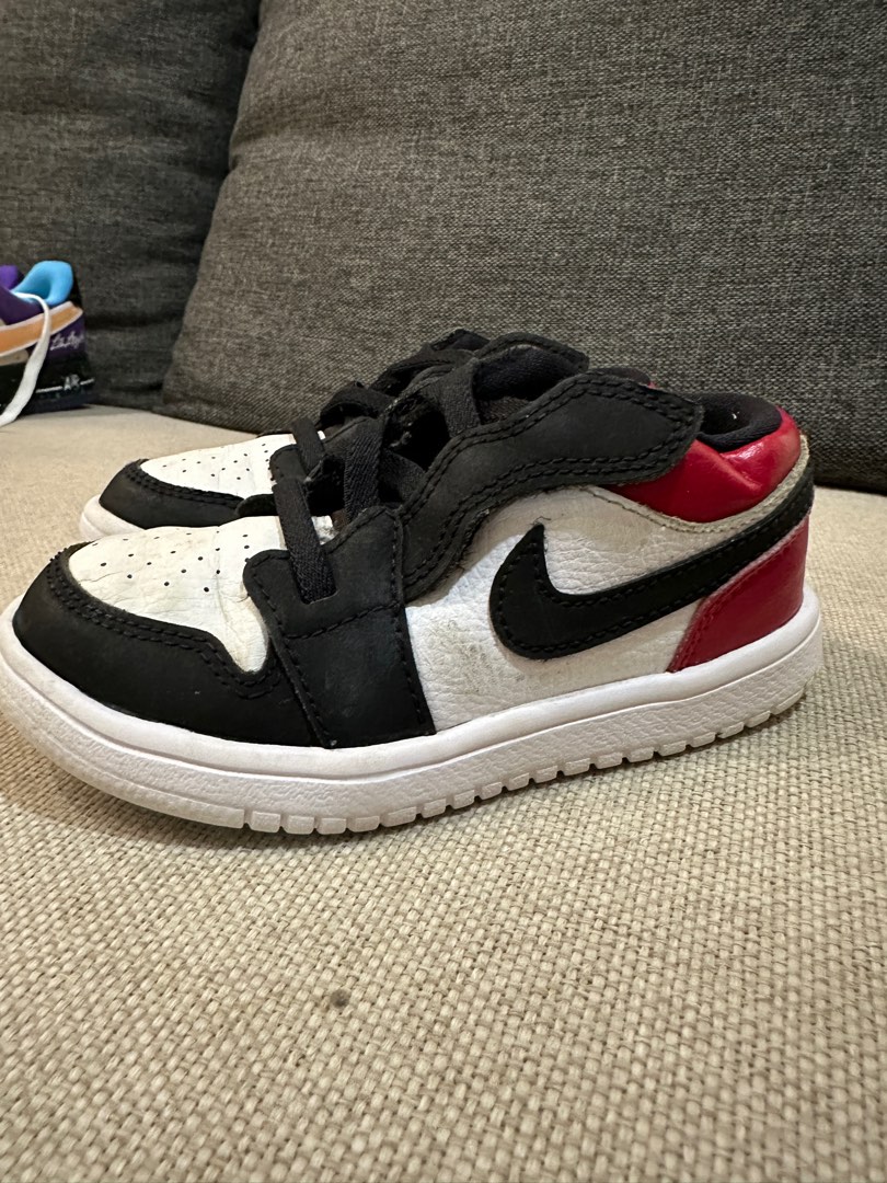 Nike Air Jordan 1 Low Gym Red Black Toe Toddler 15CM, Babies