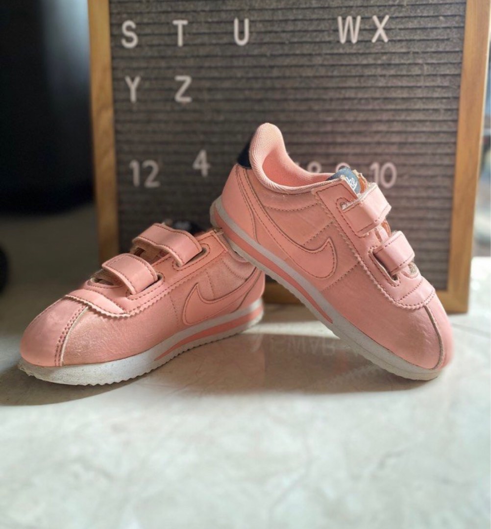 infant nike cortez pink
