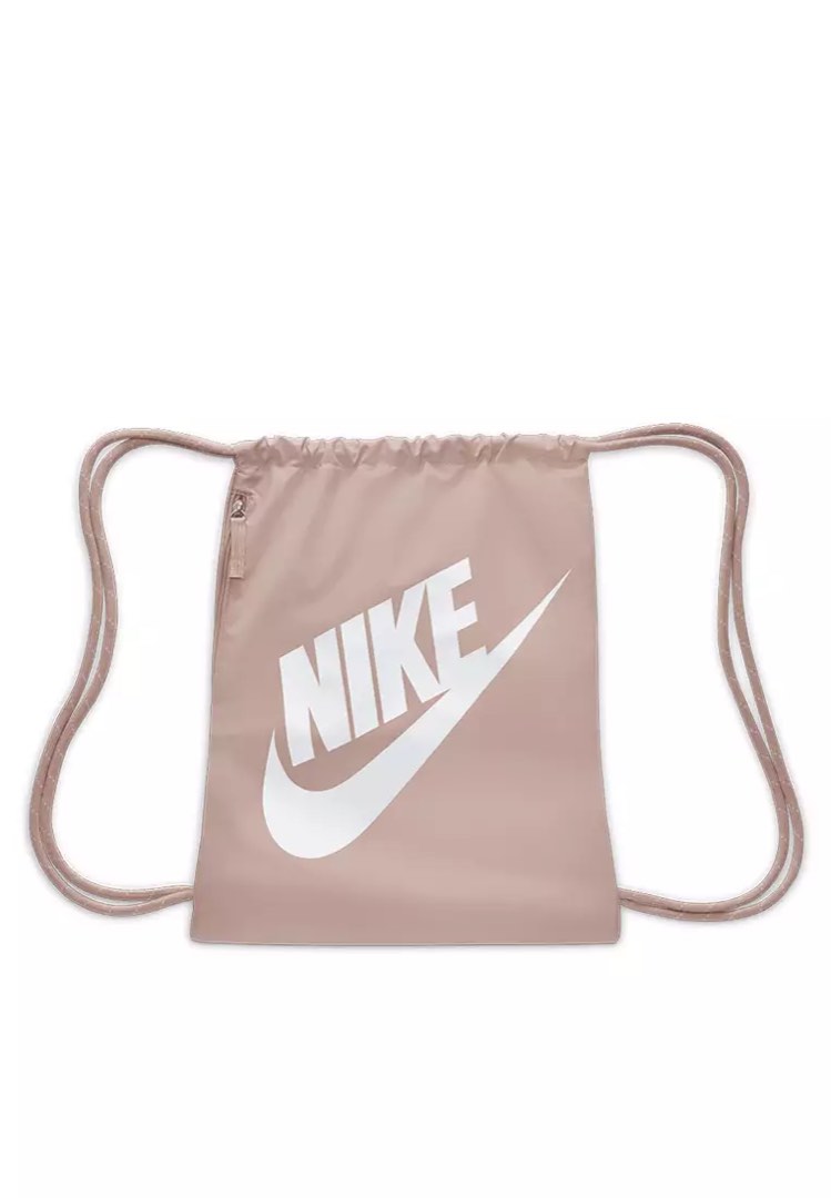 Nike Heritage Drawstring Bag (13L).