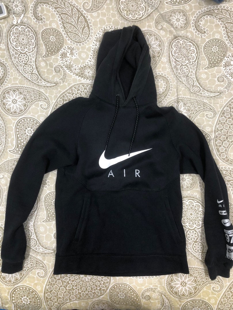 Nike Hoodie Made In Malaysia, Men's Fashion, Coats, Jackets and Outerwear on Carousell