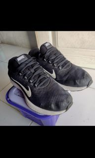 NIKE RUNNING