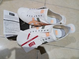 Onitsuka Tiger slip on