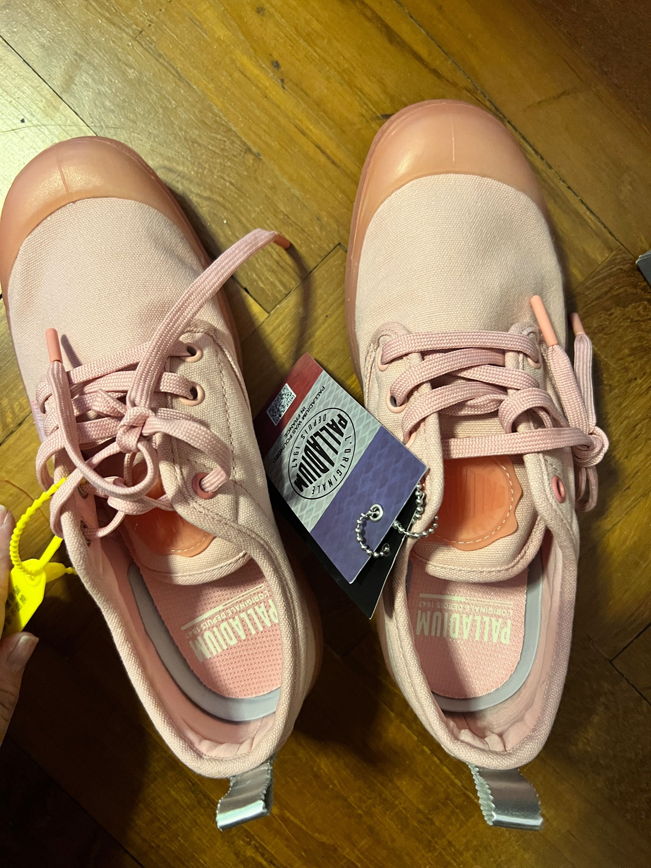 Palladium cheap rose pale