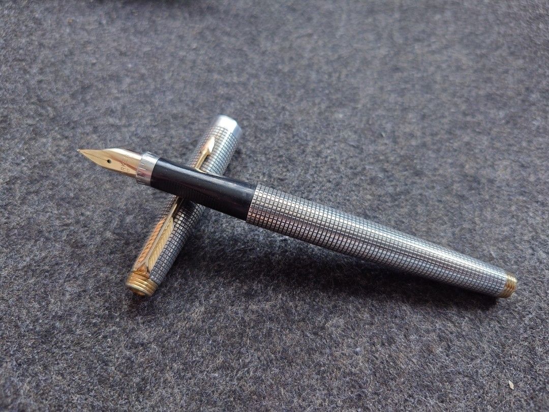 Parker 75 Sterling Silver 14k fountain pen, Hobbies & Lifestyle