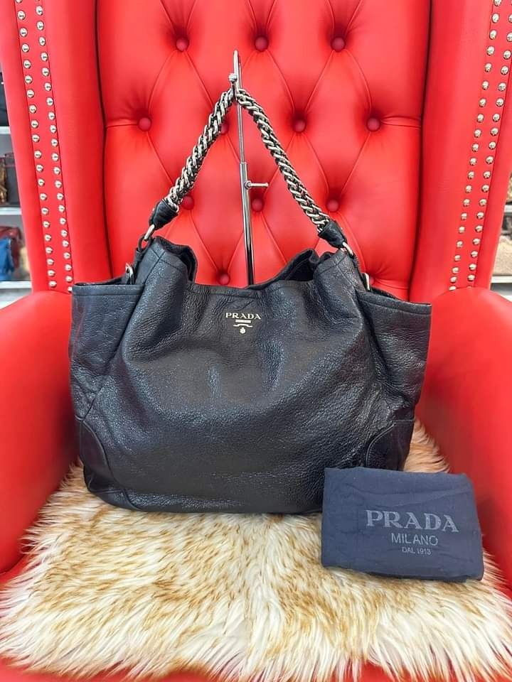 PRADA Black Leather silver chains Cervo Lux Bag