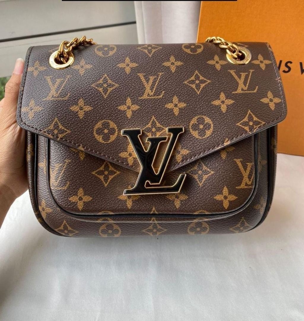LV Cluny Complete as seen as Picture, Barang Mewah, Tas & Dompet di  Carousell