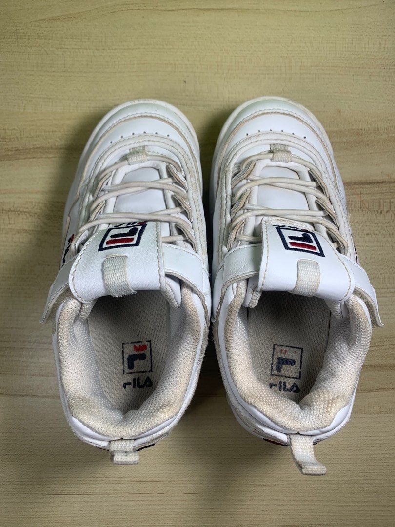 Fila shoes 2025 fake vs real