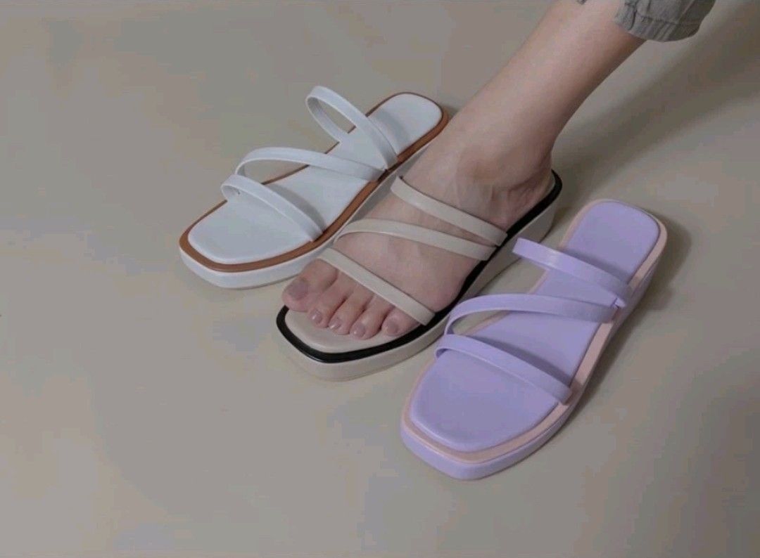 Purple platform sandals (Category: Sandals) located in Makati City. Submitted by cuco678 (Listing ID 1253689160, Image 3). Description: pretty lilac and peach platform sandals slightly negotiable comfy straps size 6 locally made.