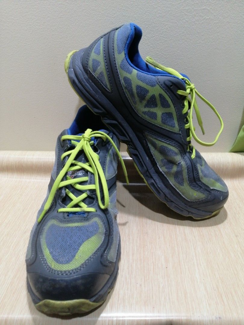 Aluminum toe sneakers new arrivals