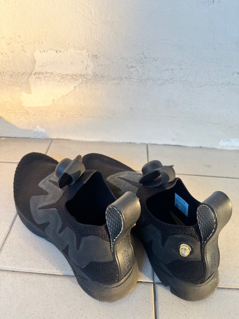 Reebok slip sales on sneakers