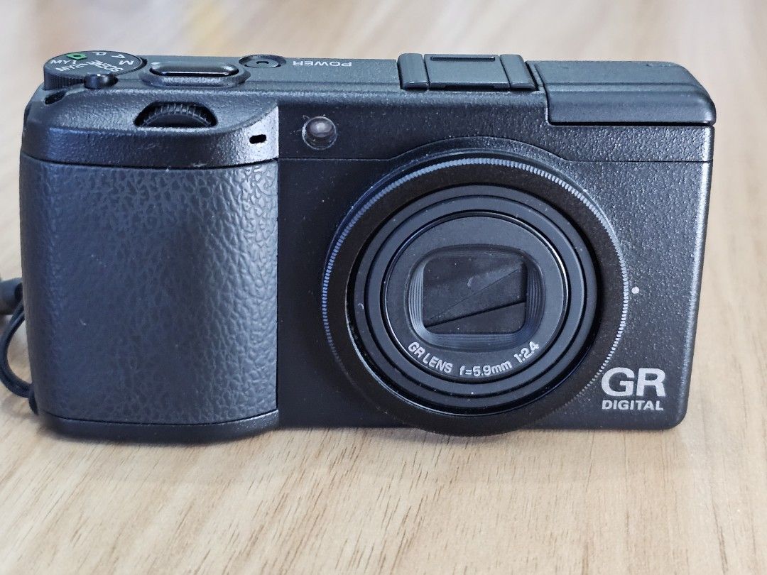 Ricoh GR digital 2 (not new GR2), 攝影器材, 相機- Carousell