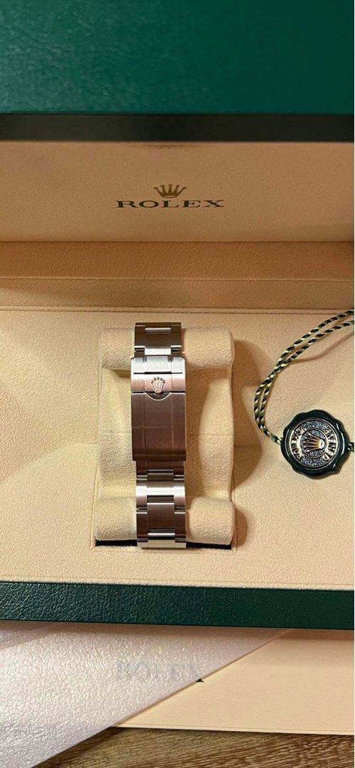 ROLEX Brand new 2023 Explorer 2 POLAR (Category: Luxury Watches) located in Pasig City. Submitted by Watchaholics (Listing ID 1253668964, Image 2). Description: ROLEX Brand new 2023 Explorer 2 POLAR -Ref 226670 -Brand new 2023 -10/10 condition (Unworn,Unresized) -Complete full set For 690k You may DM or contact @ 09615077138 Thanks admin😉.