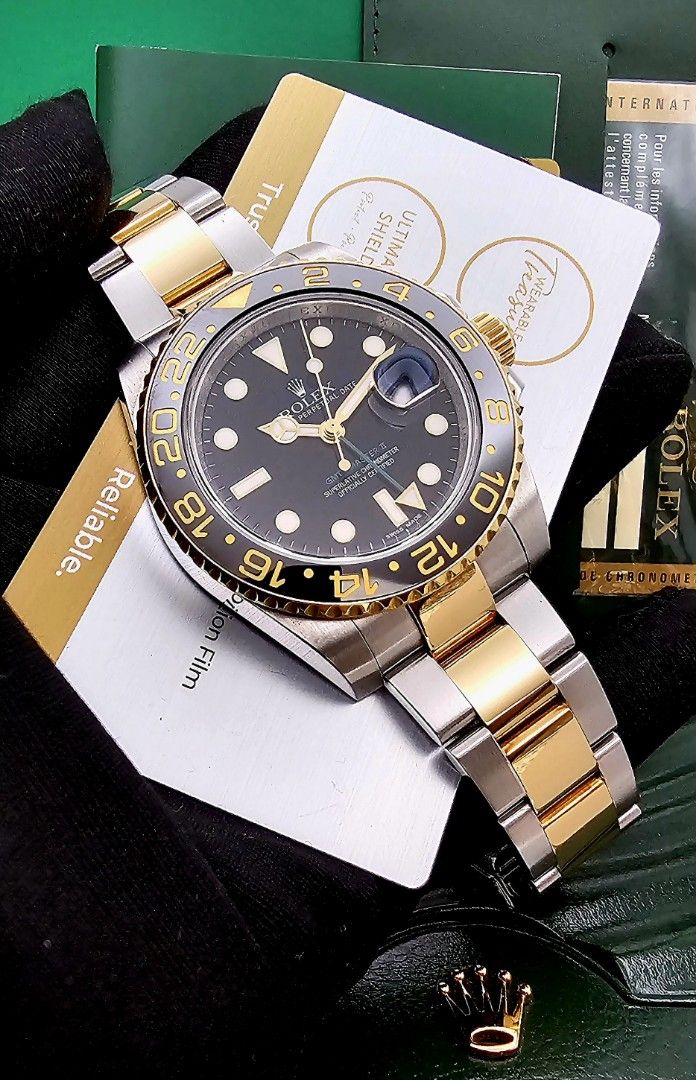 Gmt master discount 2 two tone