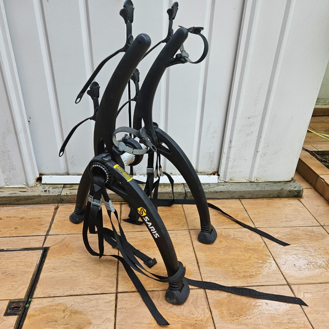Saris Bicycle Car Rack Bones 2 bike mount, Sports Equipment, Bicycles