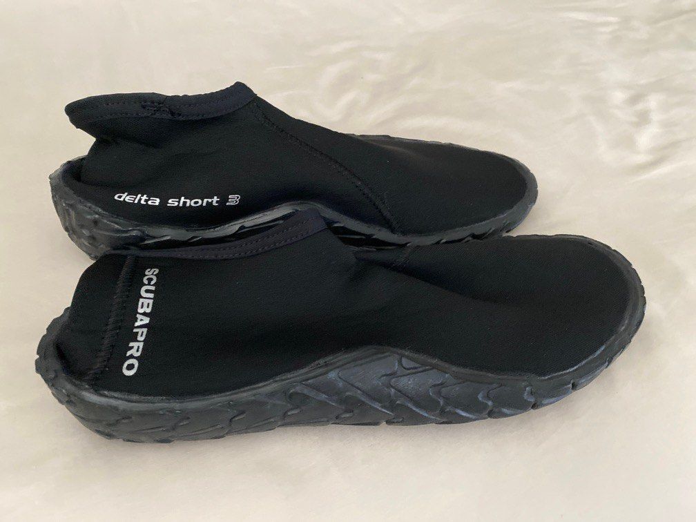 Scubapro 3mm Delta Short Dive Boot (US9), Sports Equipment, Other