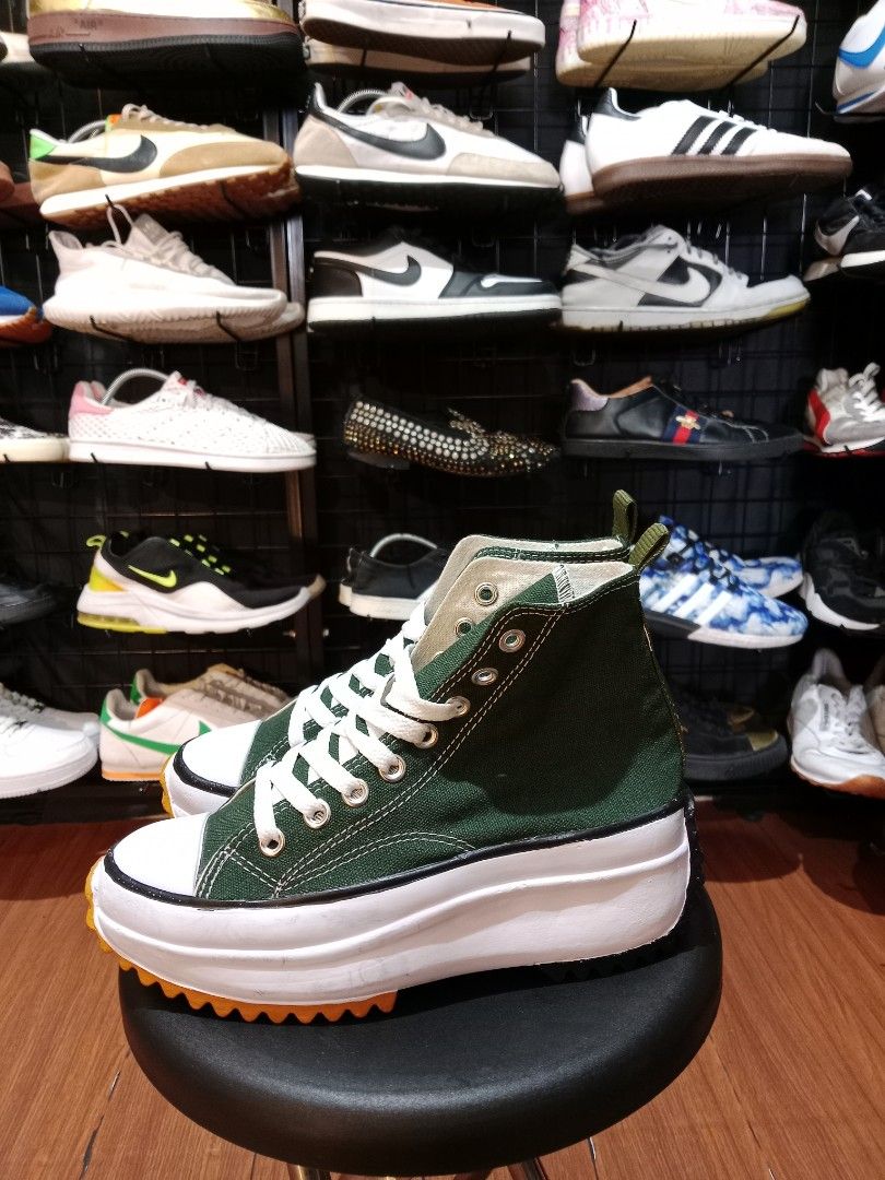Sepatu converse wedges store