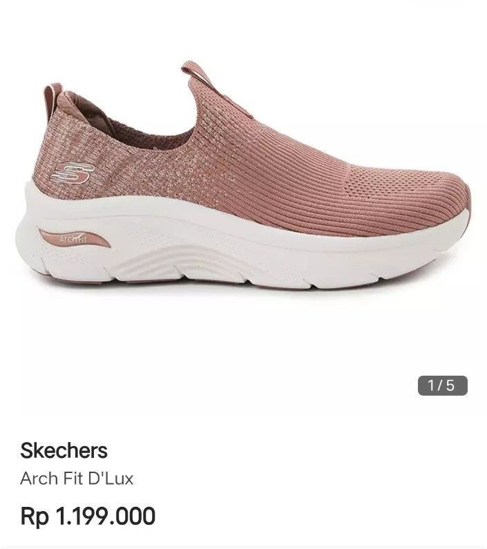Skechers di sale central park
