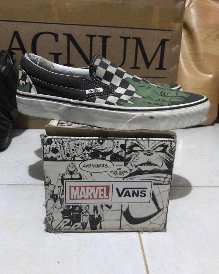https://id.carousell.com/p/sepatu-vans-x-marvel-1253623420/